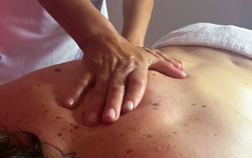 Revita Massoterapia e Massagens Terapêuticas e Relaxantes
